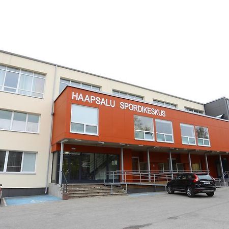 Sports Centre Haapsaluホステル エクステリア 写真